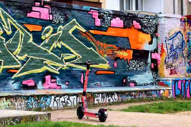 争议焦点：黑料网疑似后台交易，平台已删但截图疯传